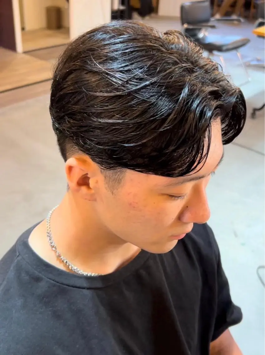 メンズ メンズ特化指名No. 1🔥Yoshiyaのヘアスタイル