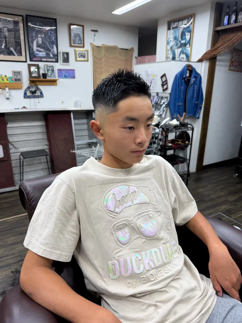 ショート メンズ 高東 俊介のヘアスタイル