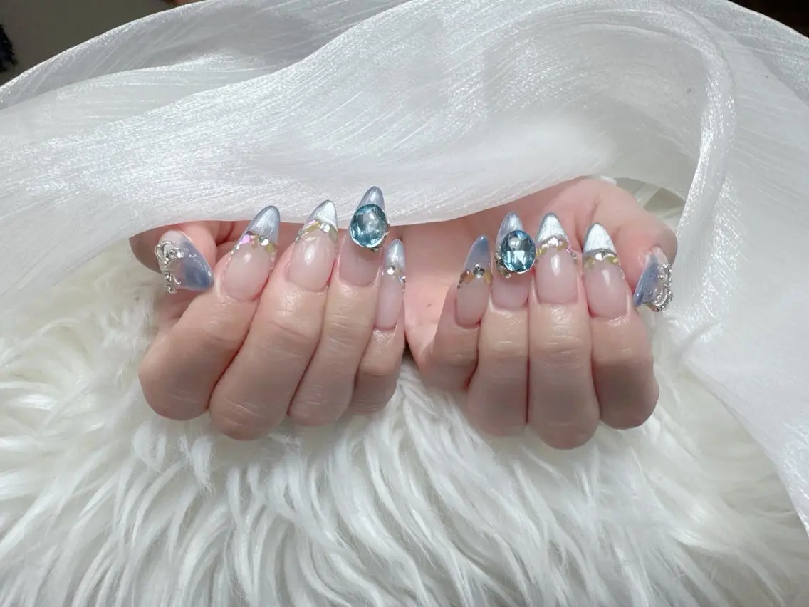 ネイル ブルー フットネイル フレンチネイル 韓国ネイル マグネットネイル ハンドネイル ハンドケア Hara Nail 【持ち込みOK】のネイルデザイン