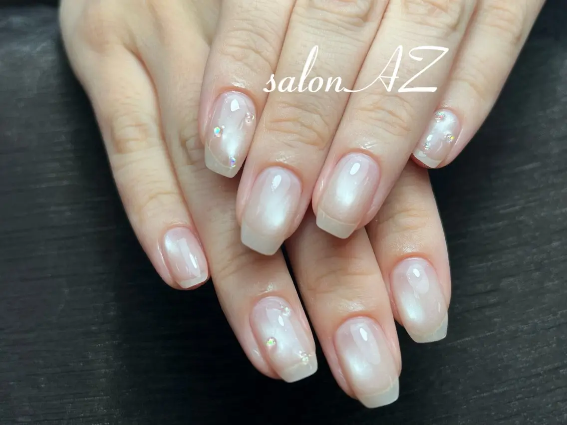 ネイル アートネイル 長さ出し フットネイル フレンチネイル ジェルネイル ハンドネイル salon AZのネイルデザイン