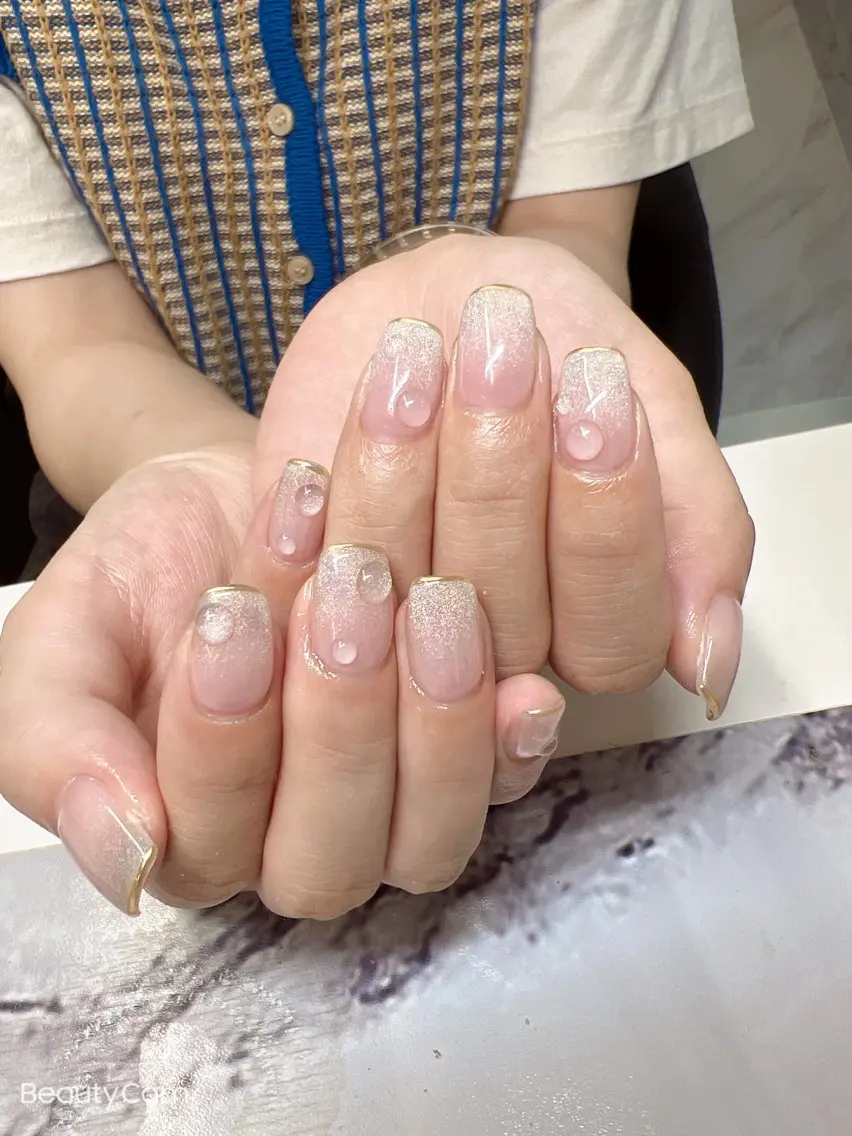 ネイル ガレンドウ 白澤 愛子のネイルデザイン