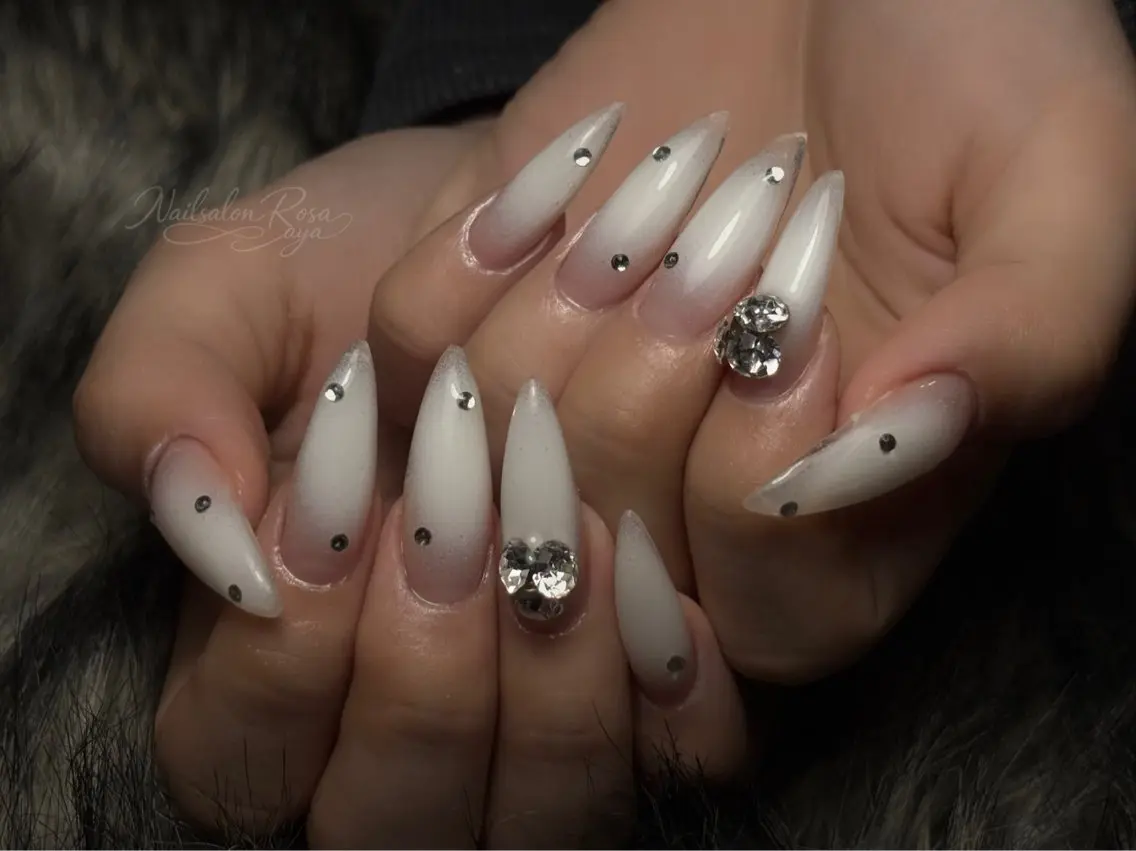 ネイル ハンドネイル nailsalon ROSA ayaのネイルデザイン