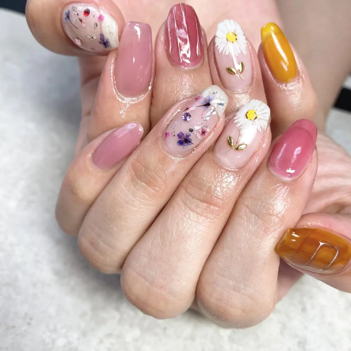 ネイル un bijouのネイルデザイン