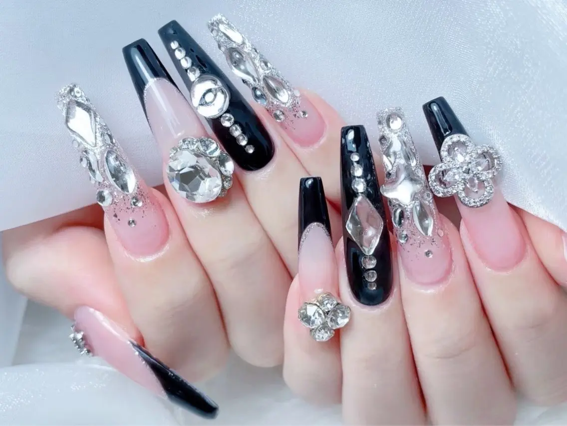 ネイル MARHCHU NAILのネイルデザイン