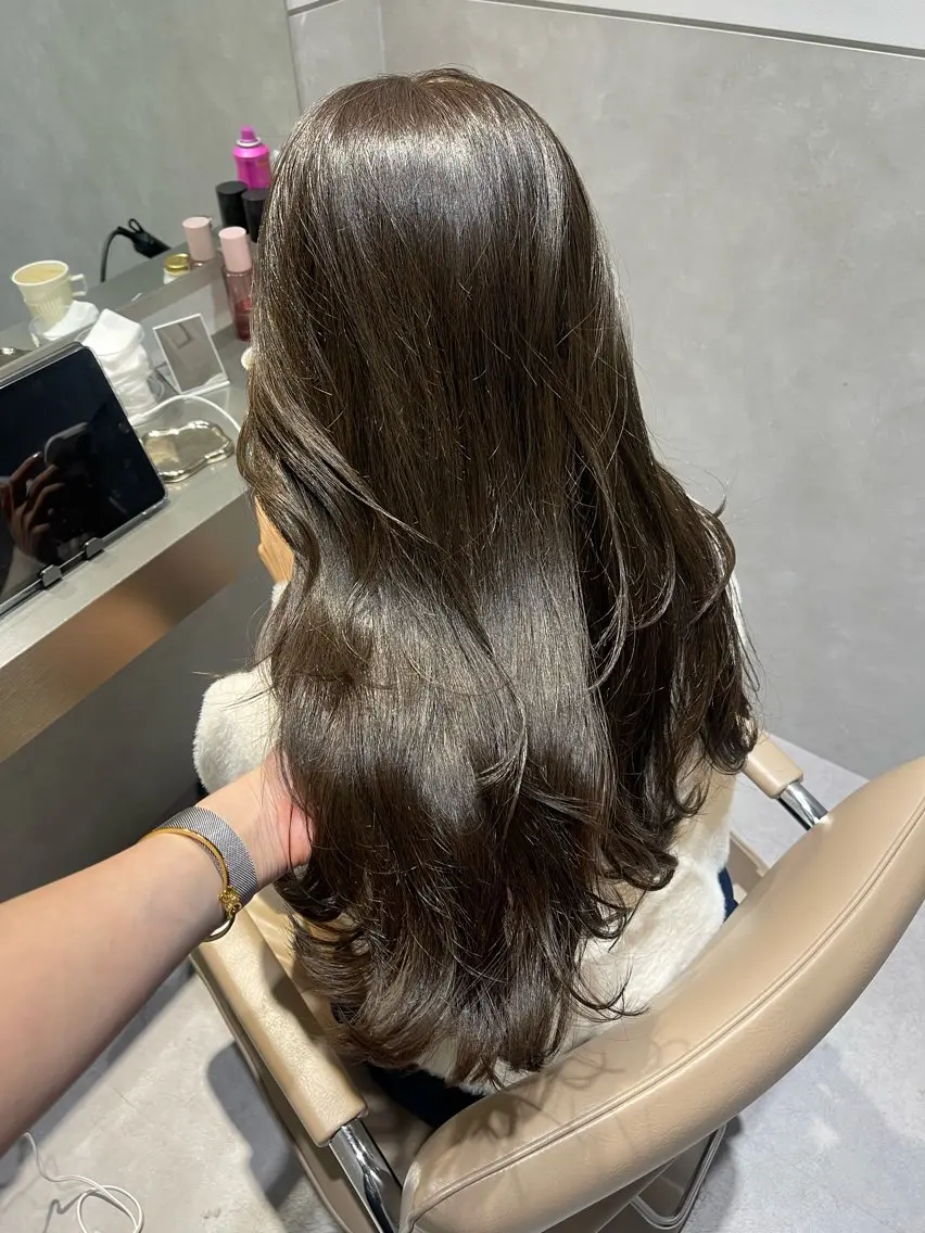 ロング レイヤーカット 透明感/レイヤー スタイル🤎mamiのヘアスタイル