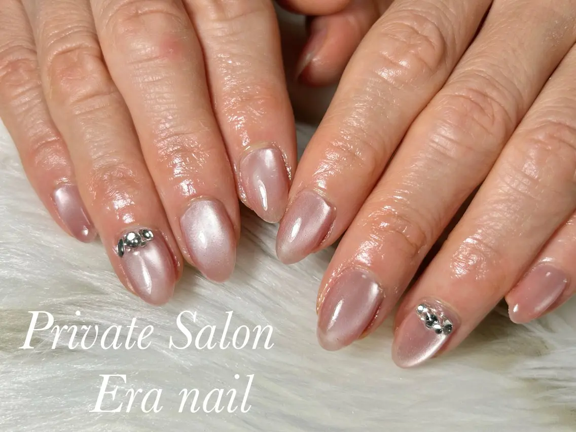 ネイル マグネットネイル マグネットワンカラー ワンカラーネイル ハンドネイル Era nailのネイルデザイン
