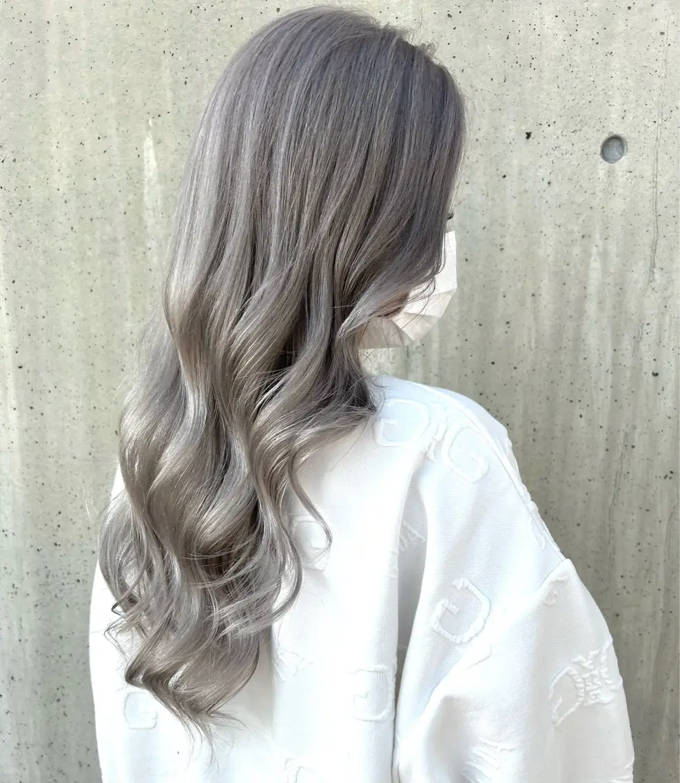 カラー 前田 匡蔵のヘアスタイル