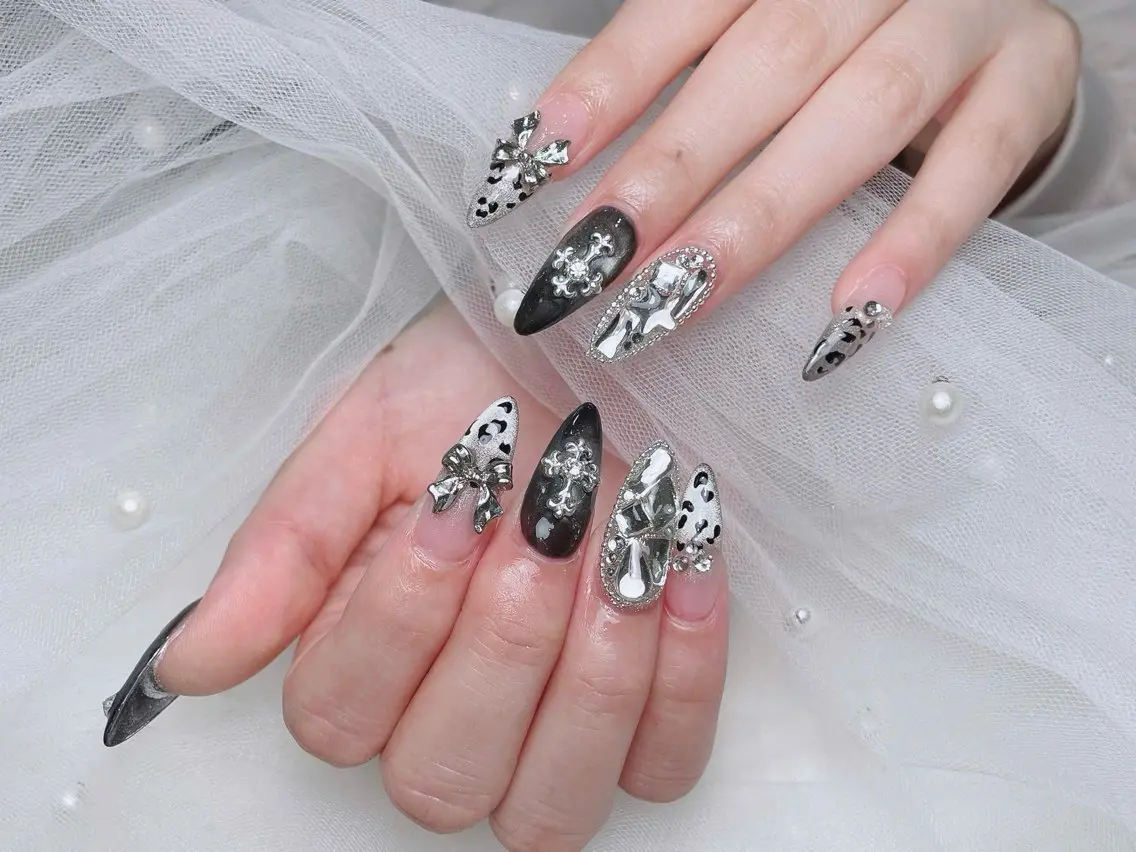 ネイル チークネイル 長さ出し フレンチネイル ジェルネイル ガーリー ハンドネイル Sora Nail Studioのネイルデザイン