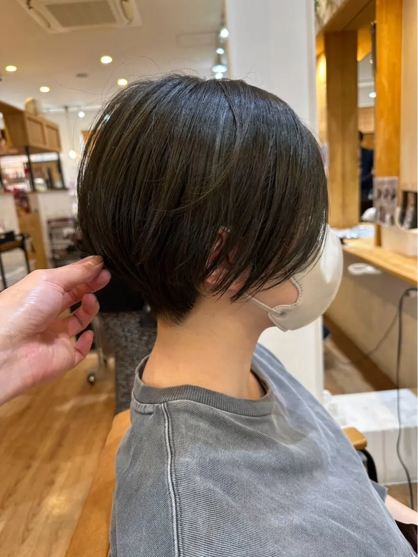 ショート やぶかみ りんのヘアスタイル