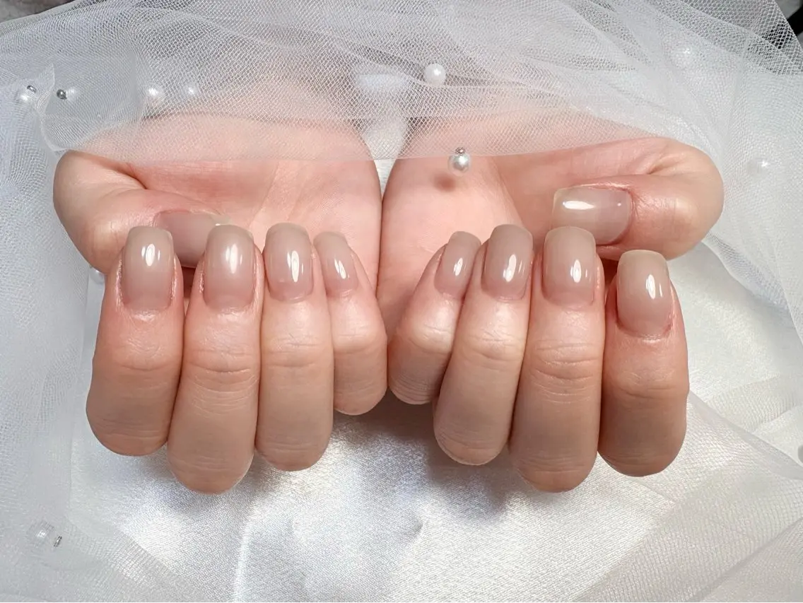 ネイル フットネイル ジェルネイル ラメ(グリッター) マグネットネイル 持ち込み ハンドネイル ハンドケア ♡Bivi♡自爪に 優しいネイルサロンのネイルデザイン
