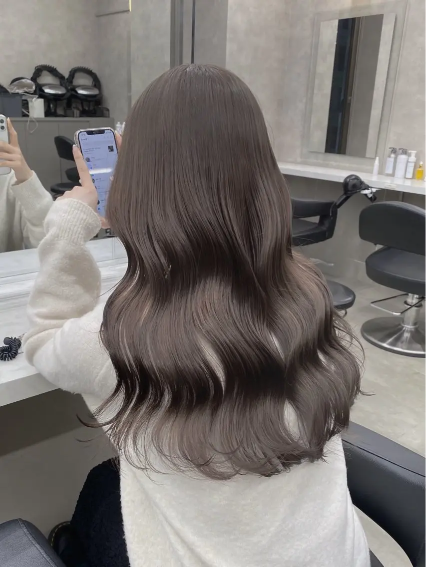 カラー カット ヘアカラー トリートメント ブリーチ縮毛矯正飛我 韓国ヘア🫧のヘアスタイル