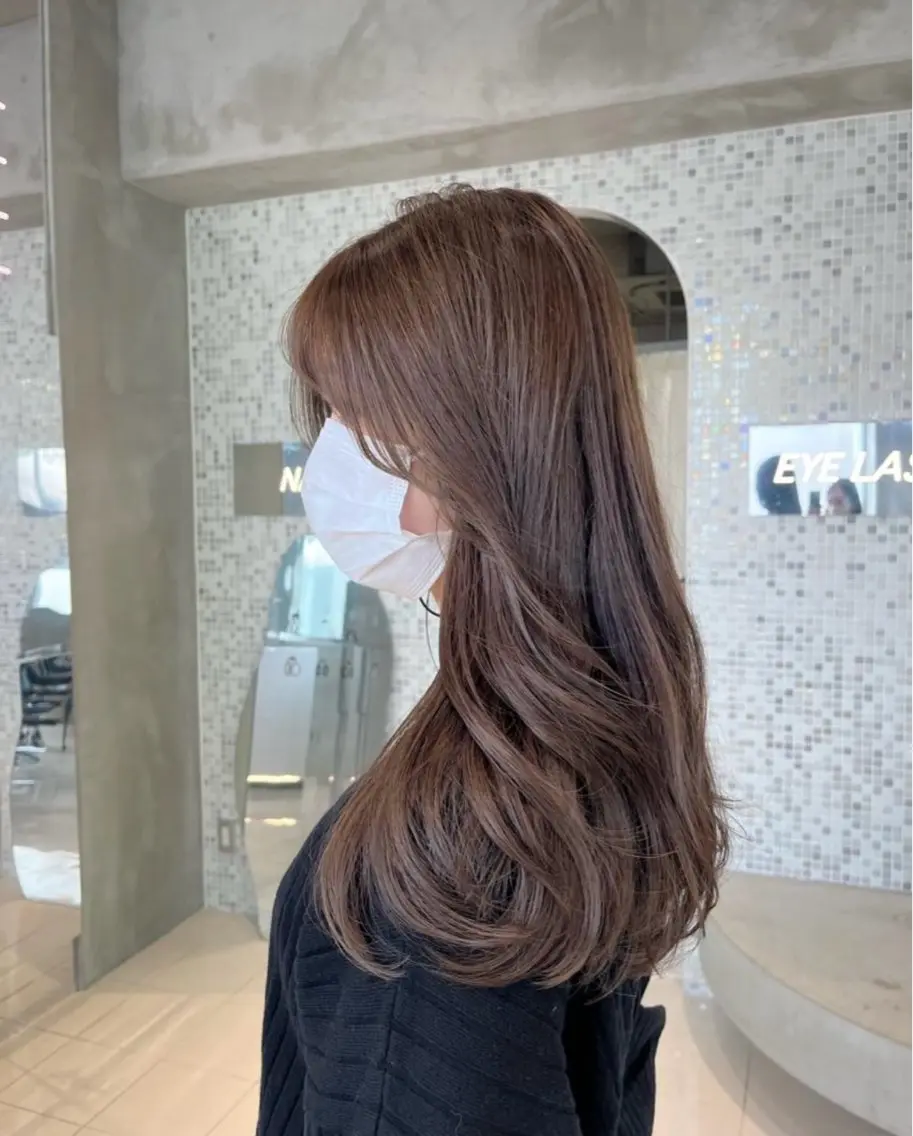 ロング カラー カット ヘアカラー トリートメント 韓国ヘア／レイヤー/ 🤍ayumuのヘアスタイル
