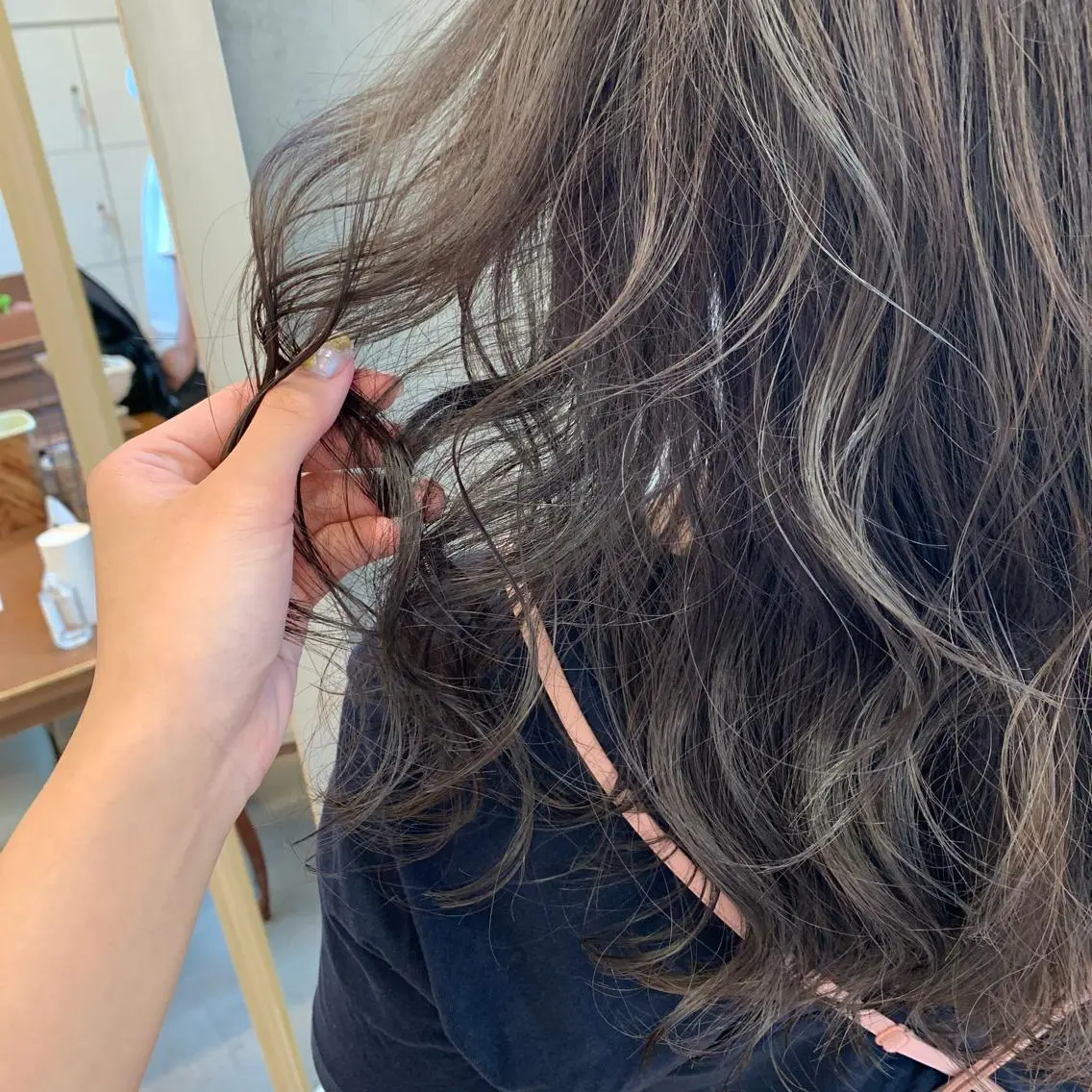 セミロング ヘアカラー トリートメント サソウ ユリエ🥥のヘアスタイル