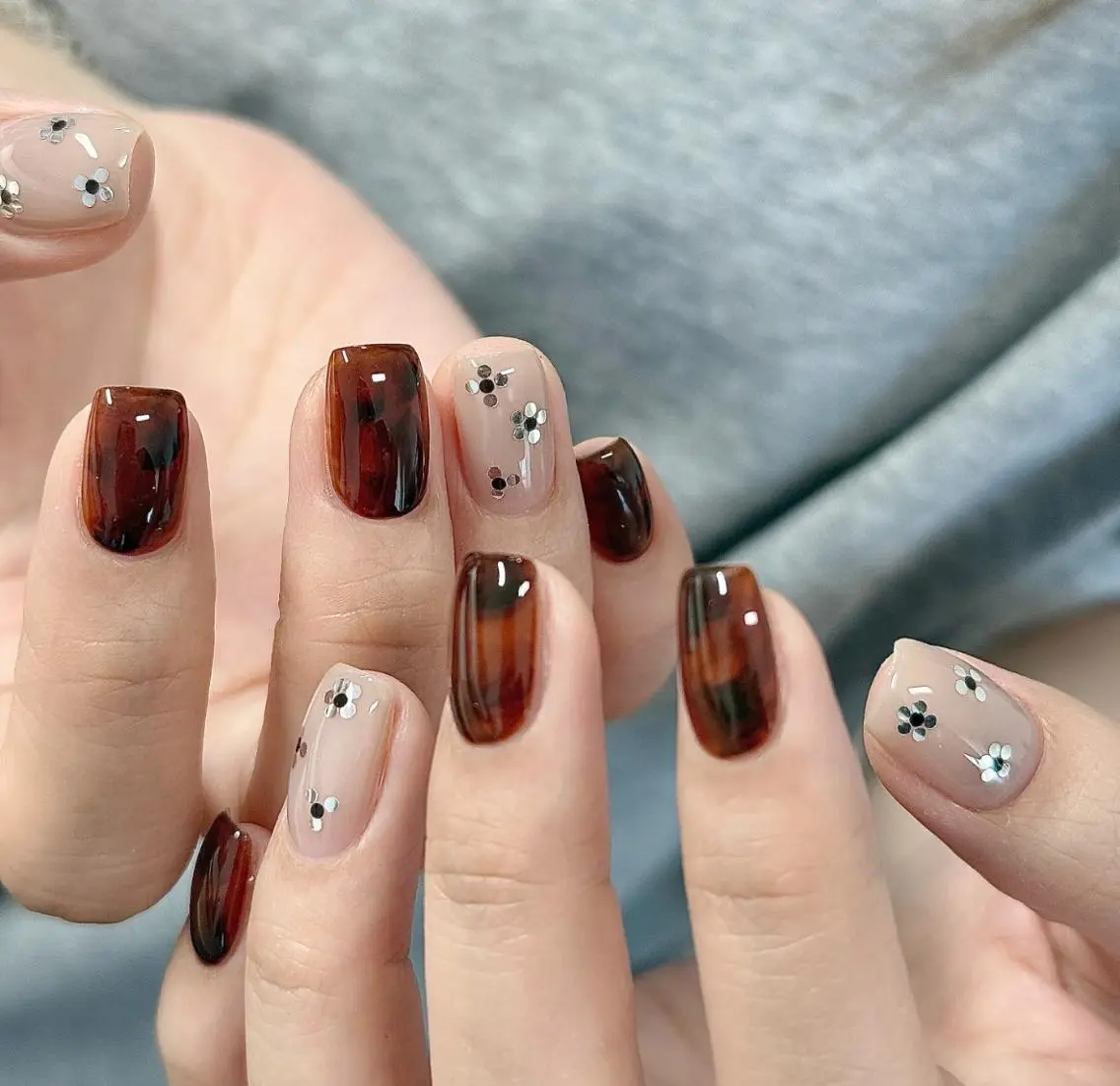 ネイル ハンドネイル ハンドケア 🍑 momo_nailのネイルデザイン