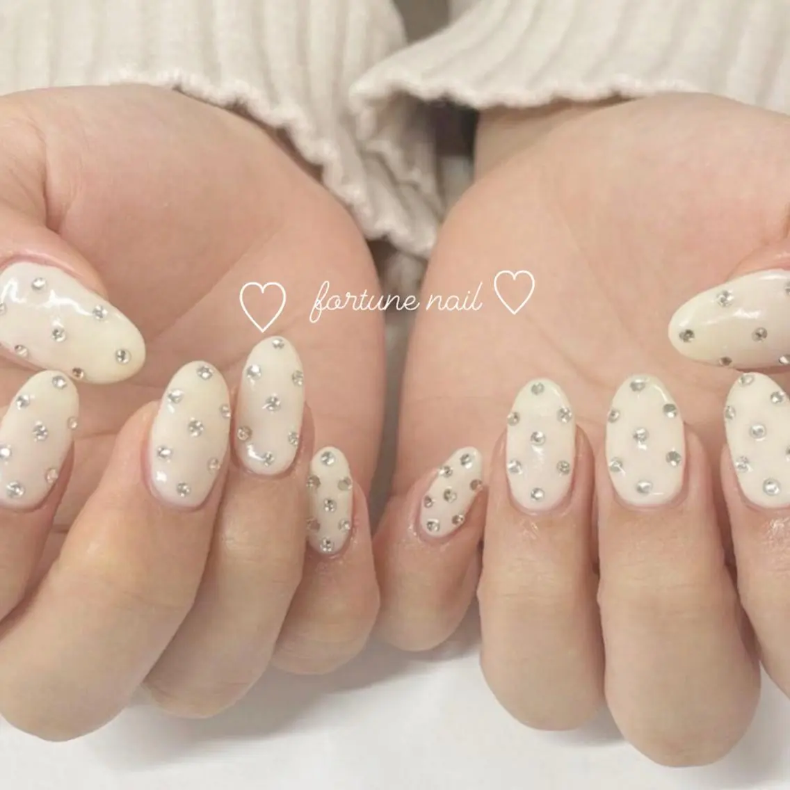 ネイル ストーンネイル ハンドネイル ☆saori ☆のネイルデザイン