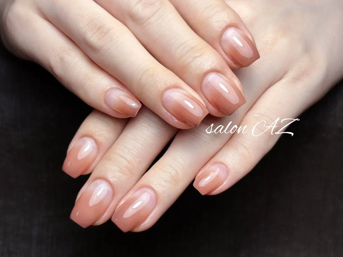 ネイル アートネイル 長さ出し フットネイル フレンチネイル ジェルネイル salon AZのネイルデザイン