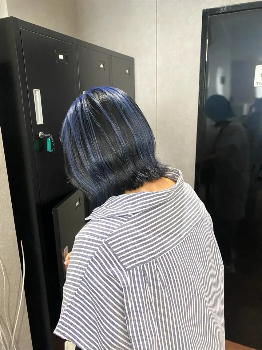 セミロング カット ヘアカラー ＳＨＩ ＺＵのヘアスタイル
