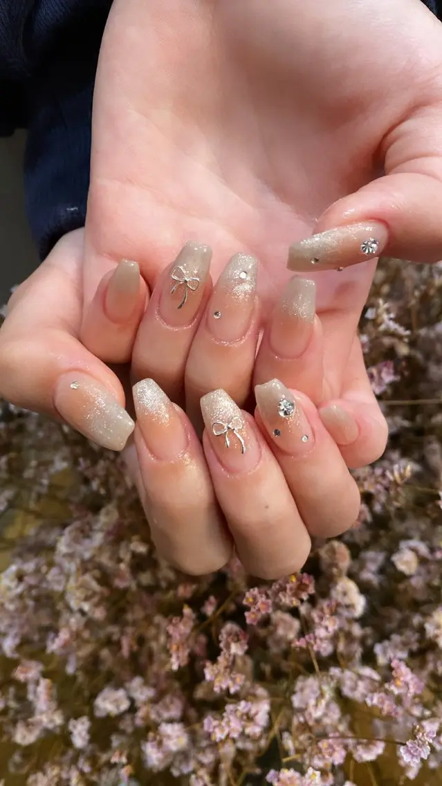 ネイル crystal ⭐︎ colorのネイルデザイン