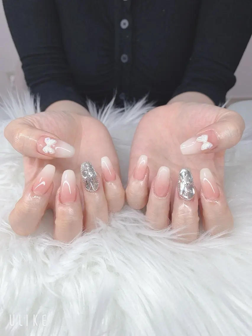 ネイル ハンドネイル T.Lee Nail Lilyのネイルデザイン
