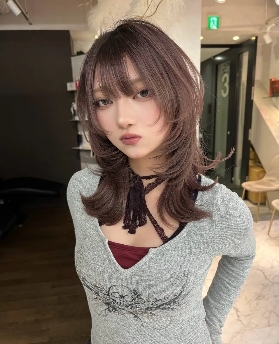 🚨カット+ブリーチなしダブルカラー+髪質改善水素トリートメント【ウルフカット、ハッシュカット、レイヤーカット】の写真