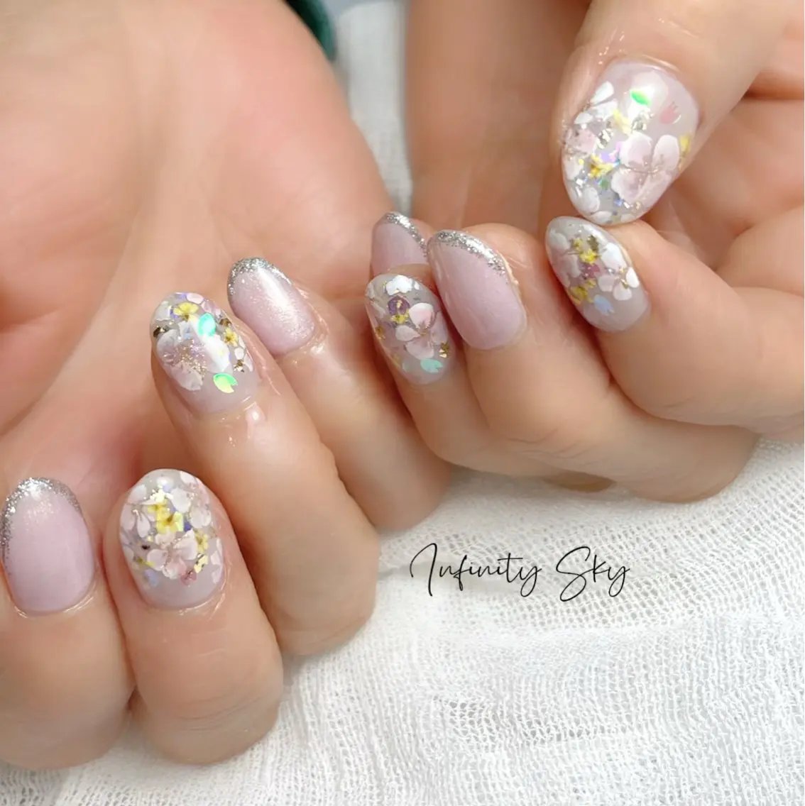 ネイル infinity skyのネイルデザイン