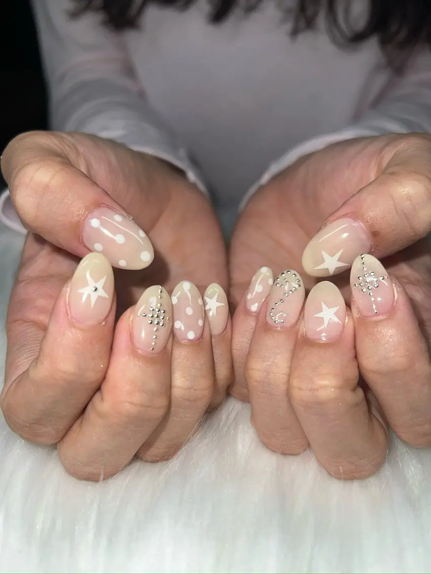 ネイル ハンドネイル Hues  Nail Sasaraのネイルデザイン