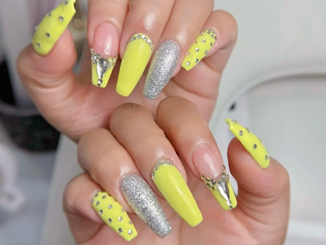 ネイル ジェルネイル 韓国ネイル ロングネイル 持ち込み パラジェル ハンドネイル Luci Nail Shinokuboのネイルデザイン