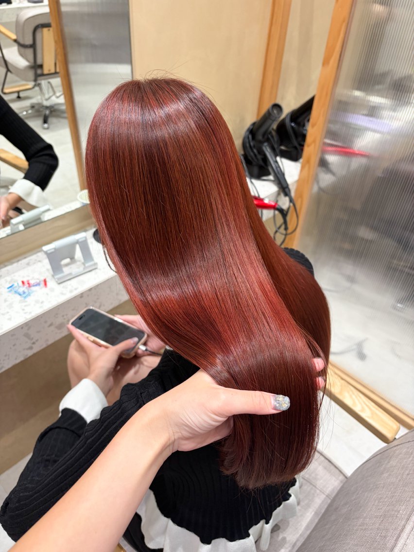 ロング カラー レッドカラー カット ヘアカラー トリートメント 🫧艶髪ボブ🫧 チカのヘアスタイル