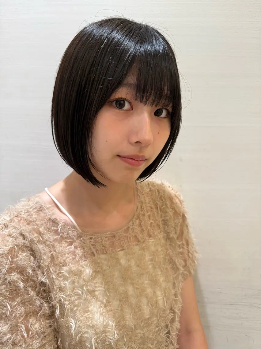 朝が楽な前髪に！前髪ストレート🍀の写真
