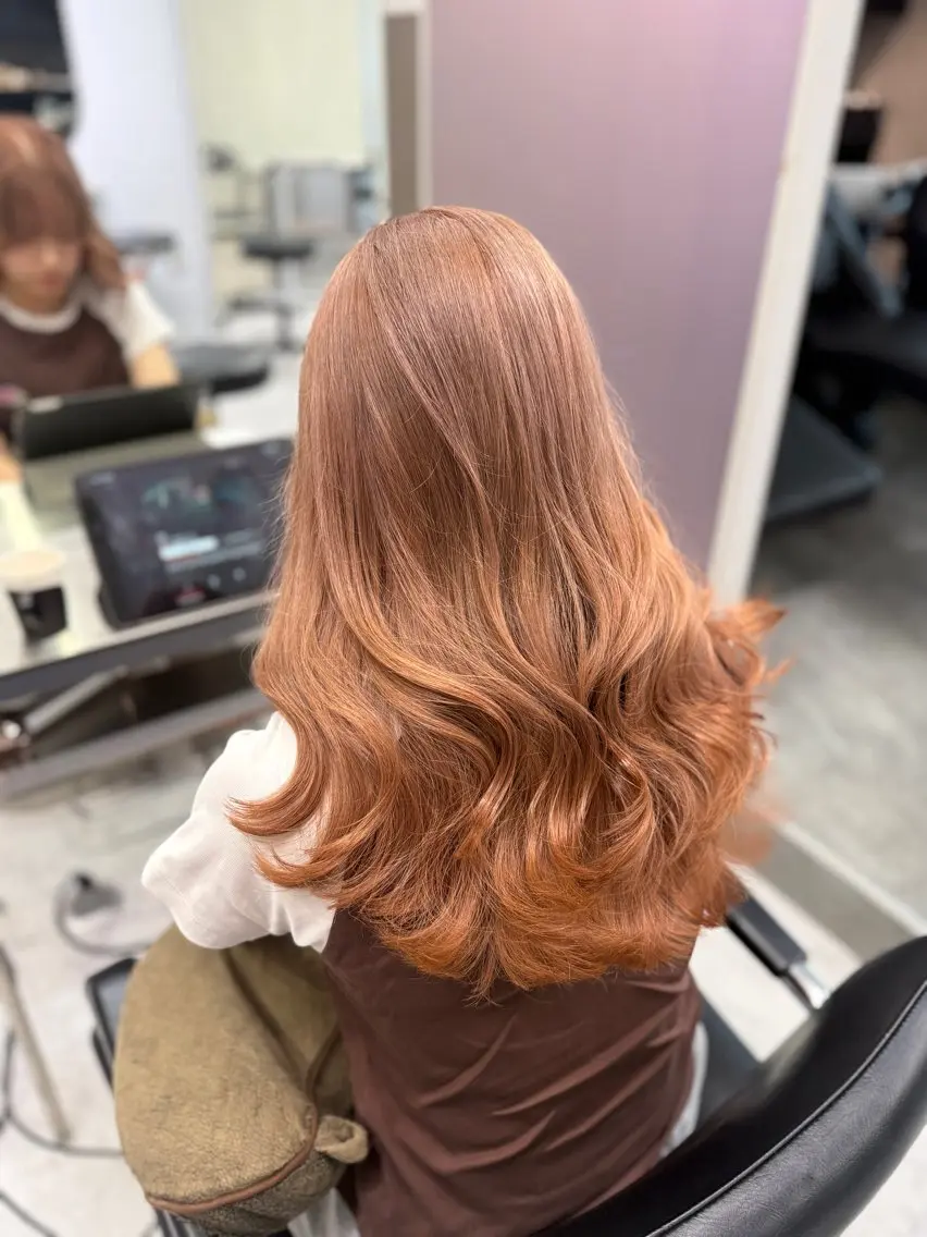 セミロング ヘアカラー RAF Lino／韓国ヘアのヘアスタイル