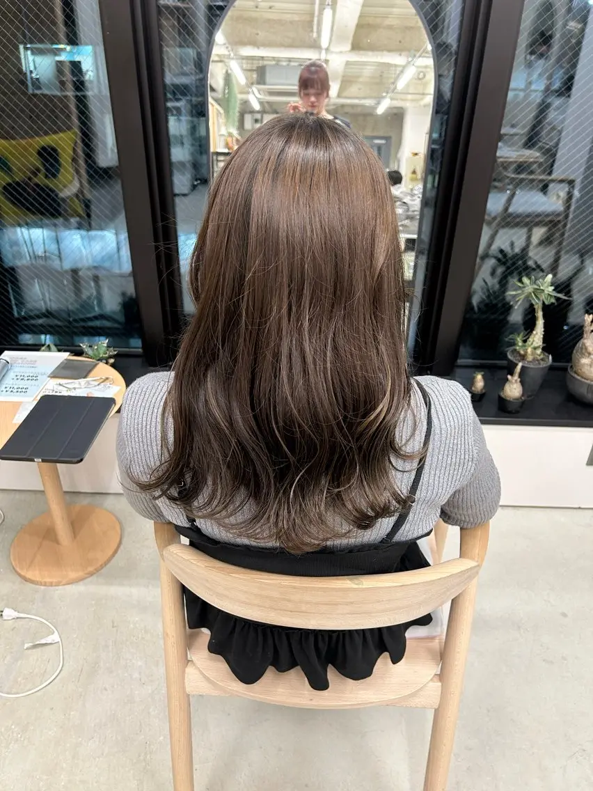 セミロング カラー ヘアカラー トリートメント SiLO Yukinaのヘアスタイル