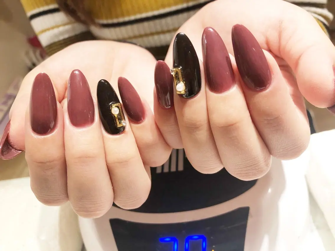 ネイル ハンドネイル salon de Tiaraのネイルデザイン