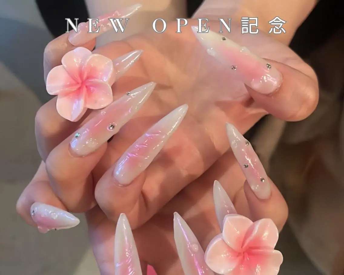 ネイル オーロラネイル ボルドー クリアネイル ドット フラッシュネイル ハンドネイル melt./Ono ガーリー/ワンホンのネイルデザイン