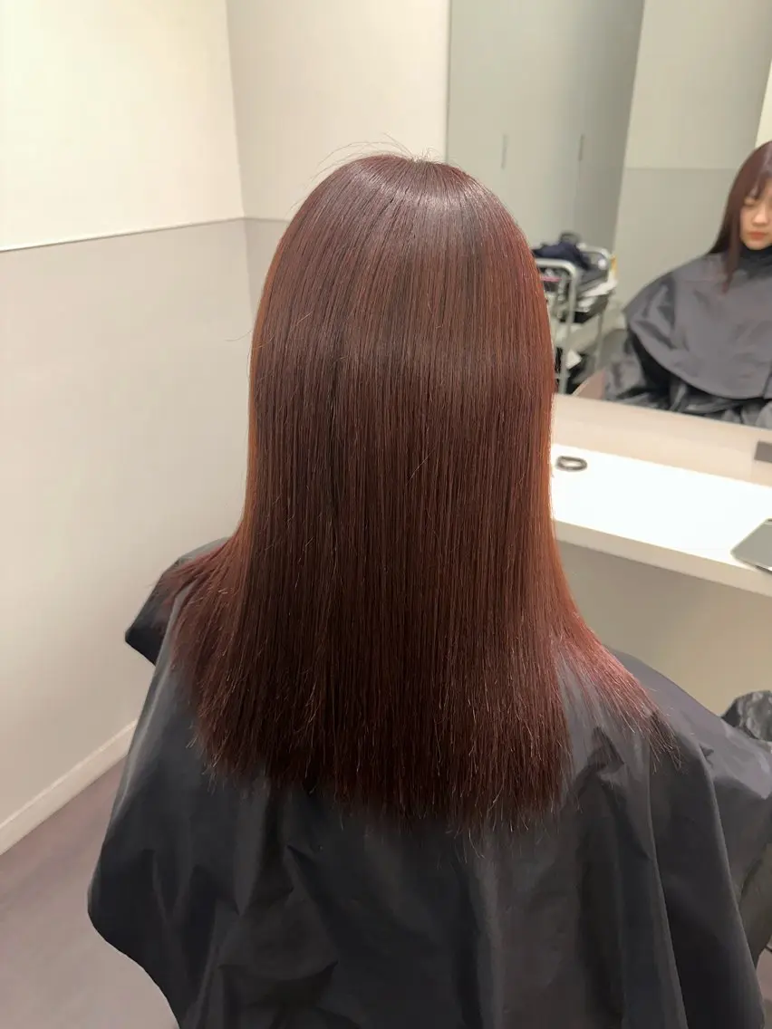 セミロング カラー 美髪特化✨ 伊織✨縮毛矯正✨のヘアスタイル