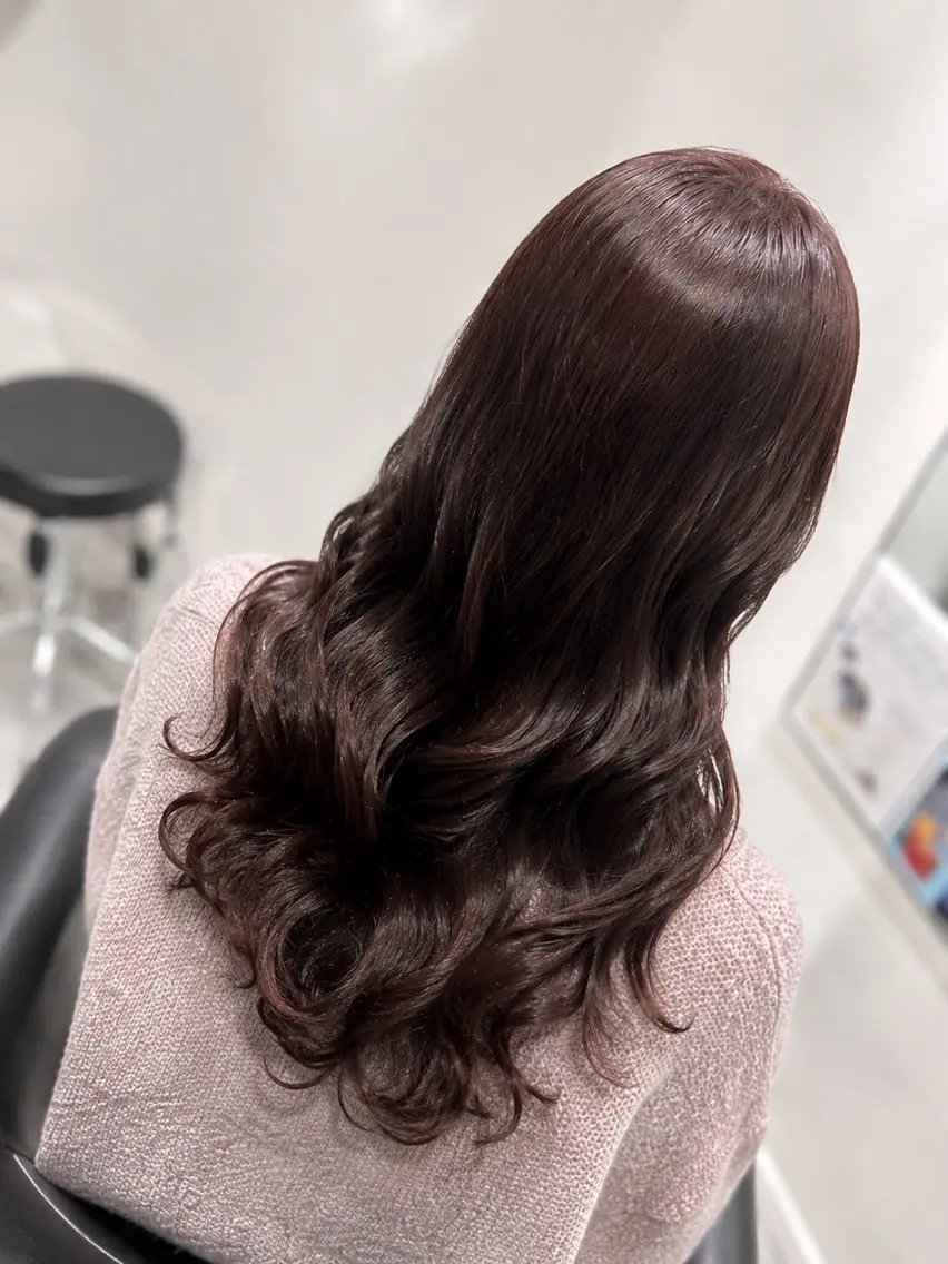 ロング カラー カット ヘアカラー 平田 七海のヘアスタイル