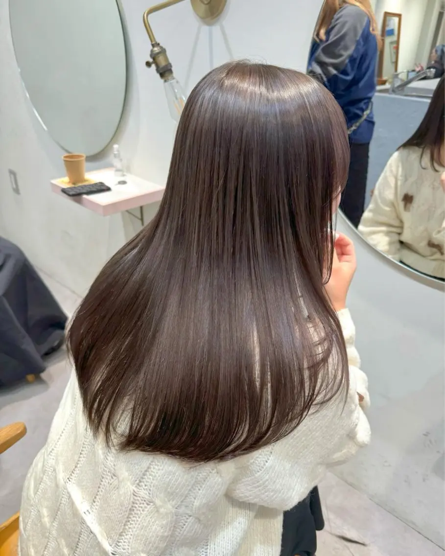 ロング カラー ショコラグレージュ グレージュ ayaka♡ 柔らかカラーのヘアスタイル