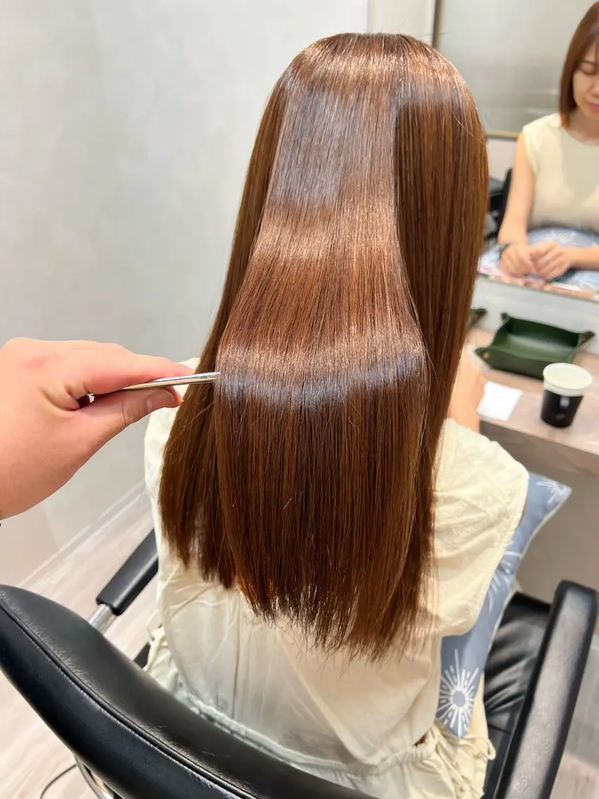 ロング パーマ 縮毛矯正/ レイヤー/ミディアムのヘアスタイル