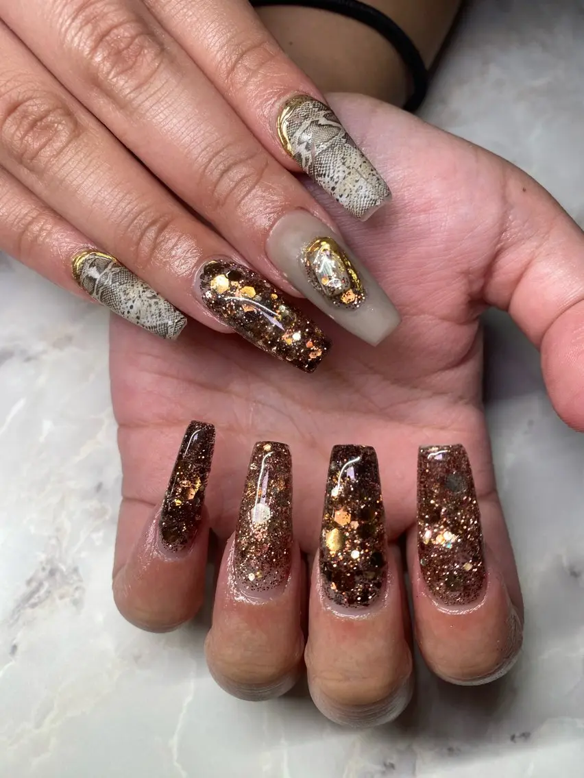 ネイル nes.nail★ AYANOのネイルデザイン