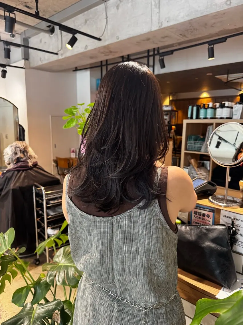 ミディアム レイヤーカット 似合わせカット カット レイヤー/大人ボブ| ワタナベ リョウカのヘアスタイル