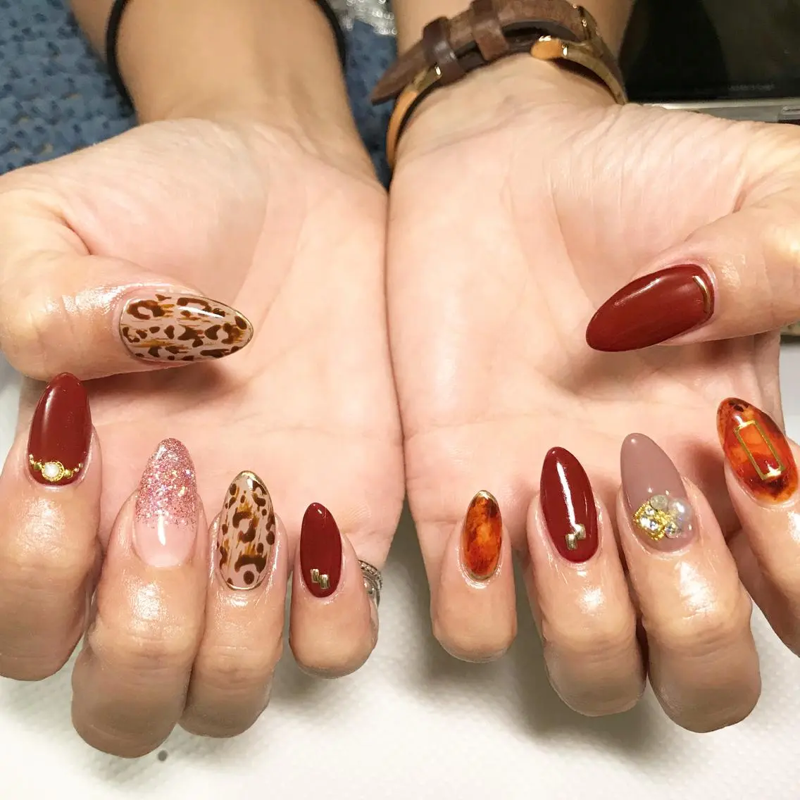 ネイル アニマル柄 べっ甲ネイル ボルドー フットネイル シンプルネイル nail fufla ♡yamane♡のネイルデザイン