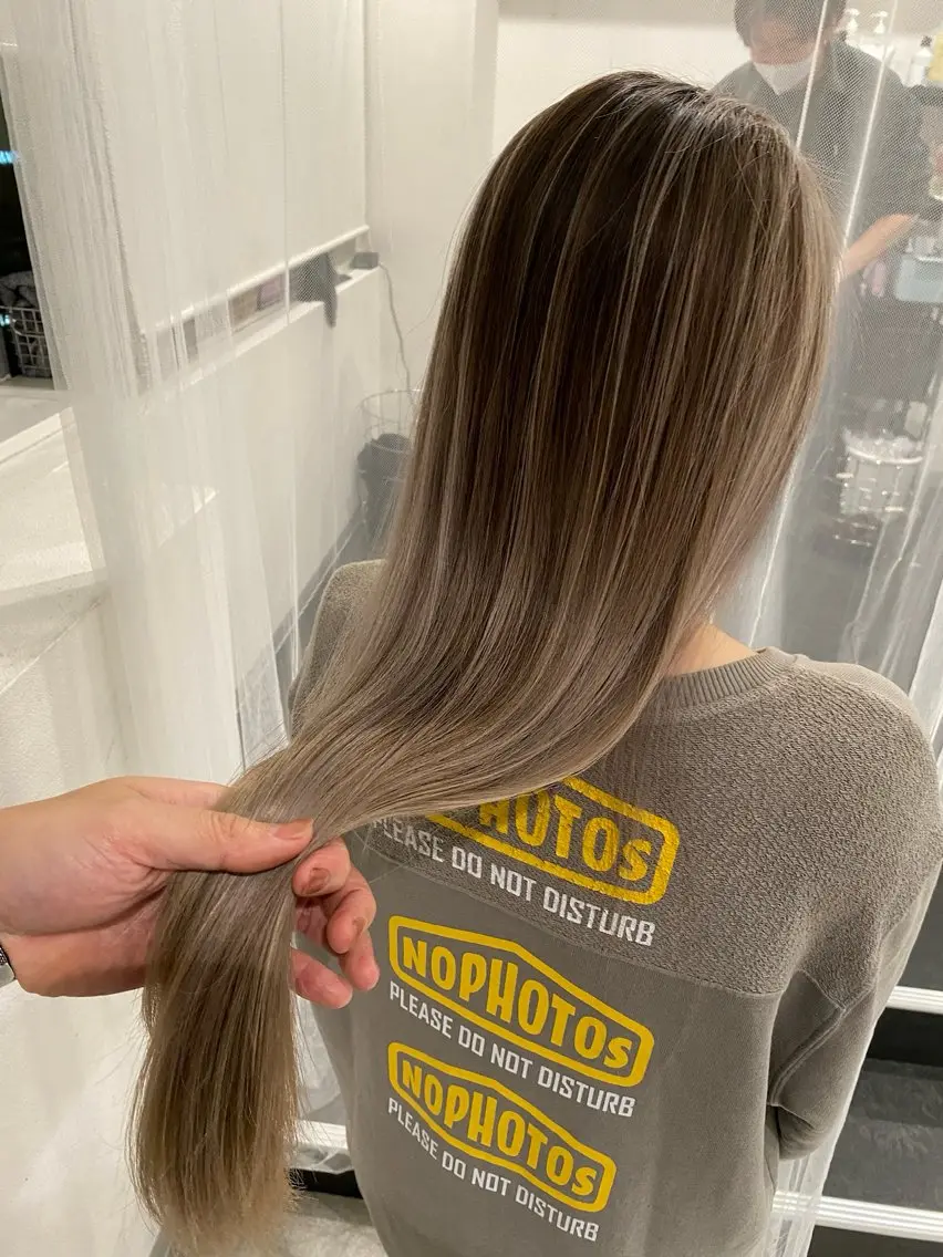 セミロング カラー ショートボブ アディクシーカラー バレイヤージュ ブリーチ ケアブリーチ ヘアカラー JILBLAN京都 ショート/ハイライトのヘアスタイル