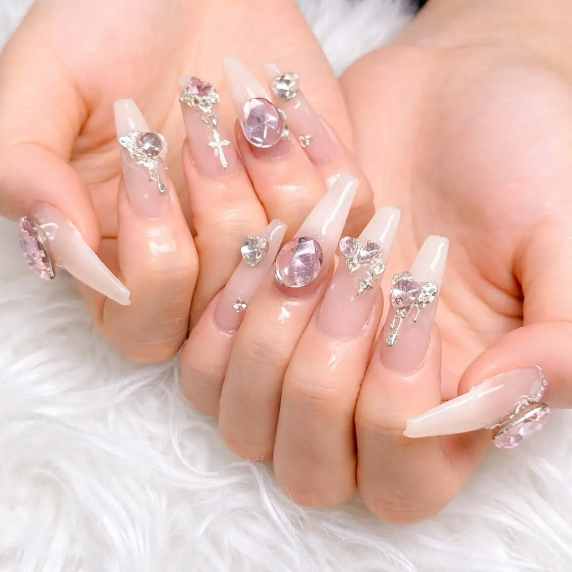 ネイル チークネイル 長さ出し フラッシュネイル フレンチネイル グラデーション AN NAIL SALONのネイルデザイン