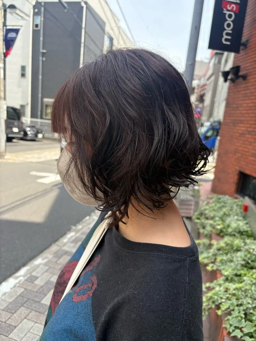 ショート カラー パーマ ボブ 江口 花のヘアスタイル