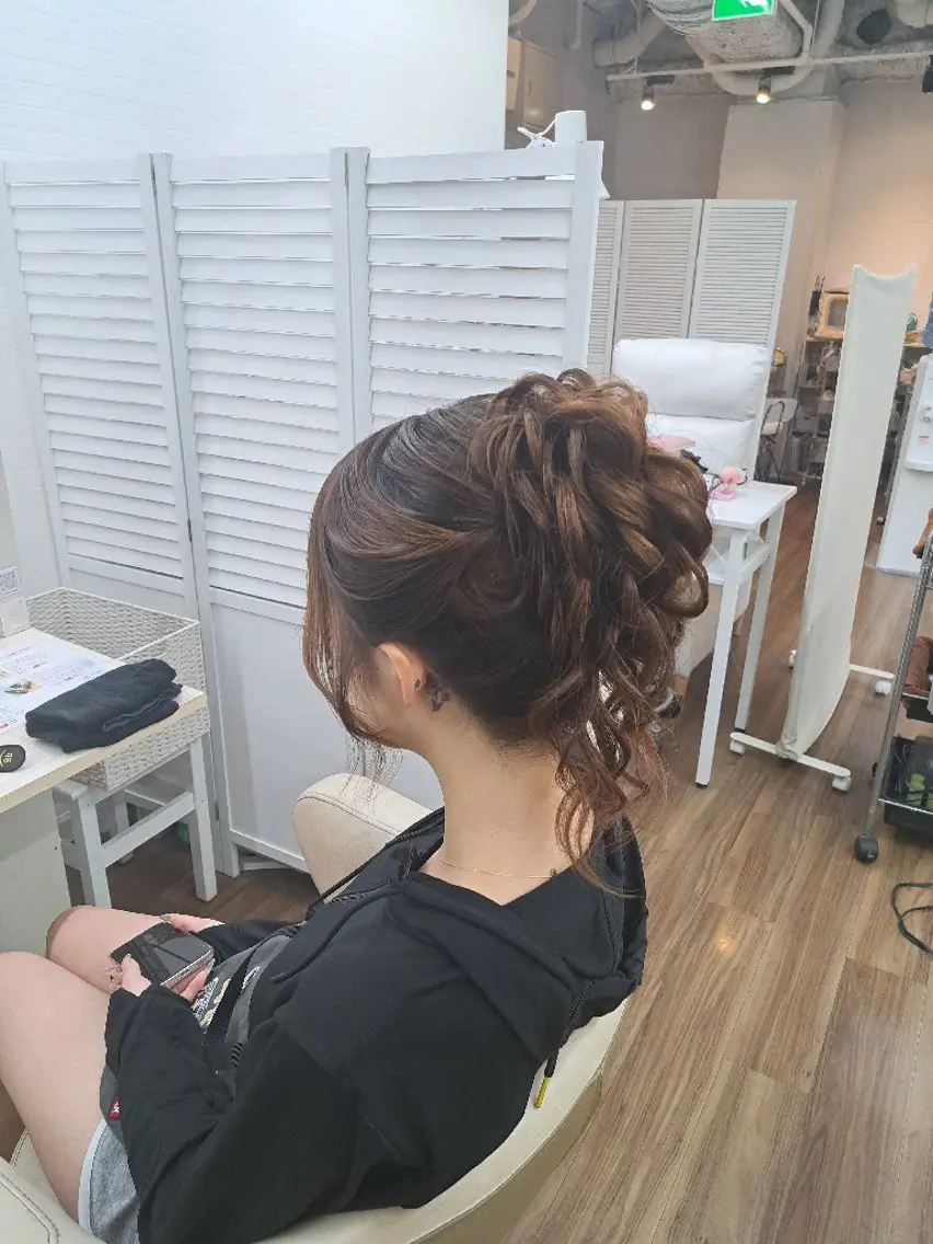 ロング ヘアアレンジ ヘアセット GLOSS心斎橋🌹 はるなのヘアスタイル