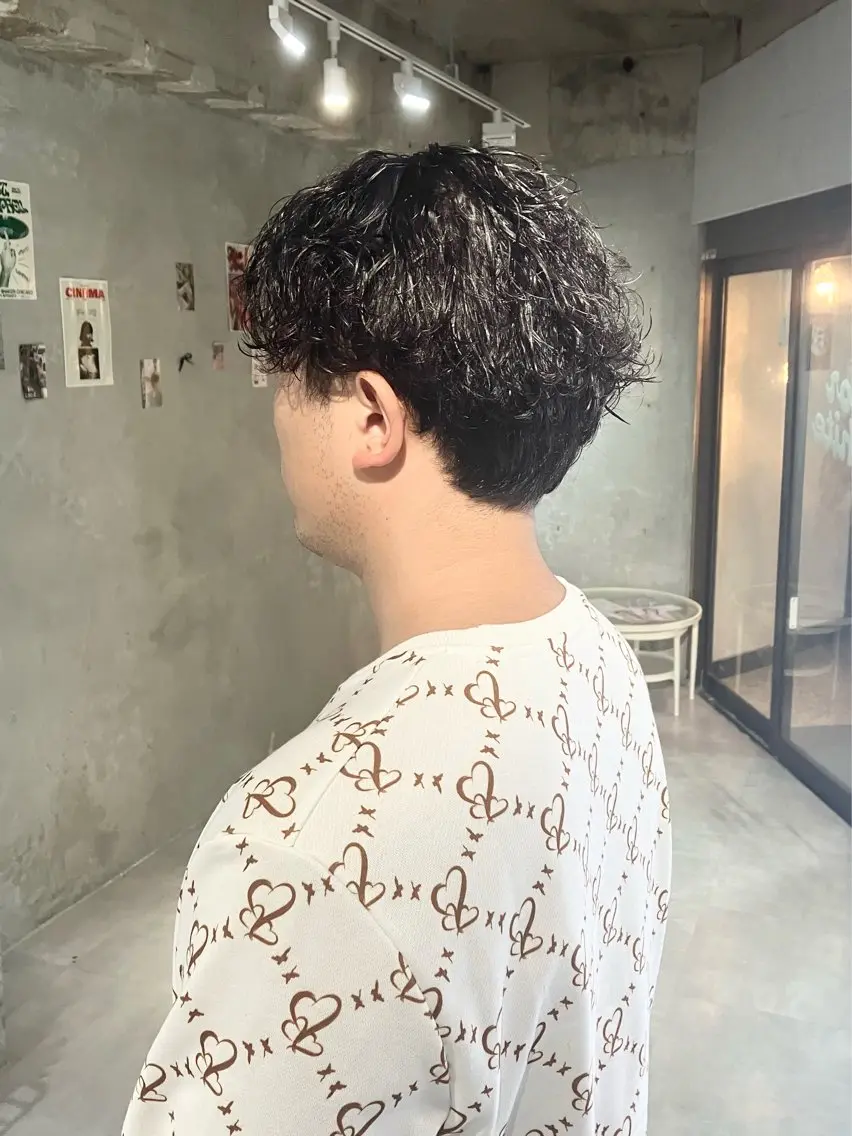 ショート パーマ メンズ メンズパーマ カット パーマ トリートメント door white hideのヘアスタイル