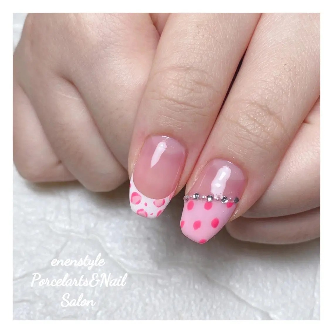 ミディアム ネイル 🐾enen style 🐾のネイルデザイン