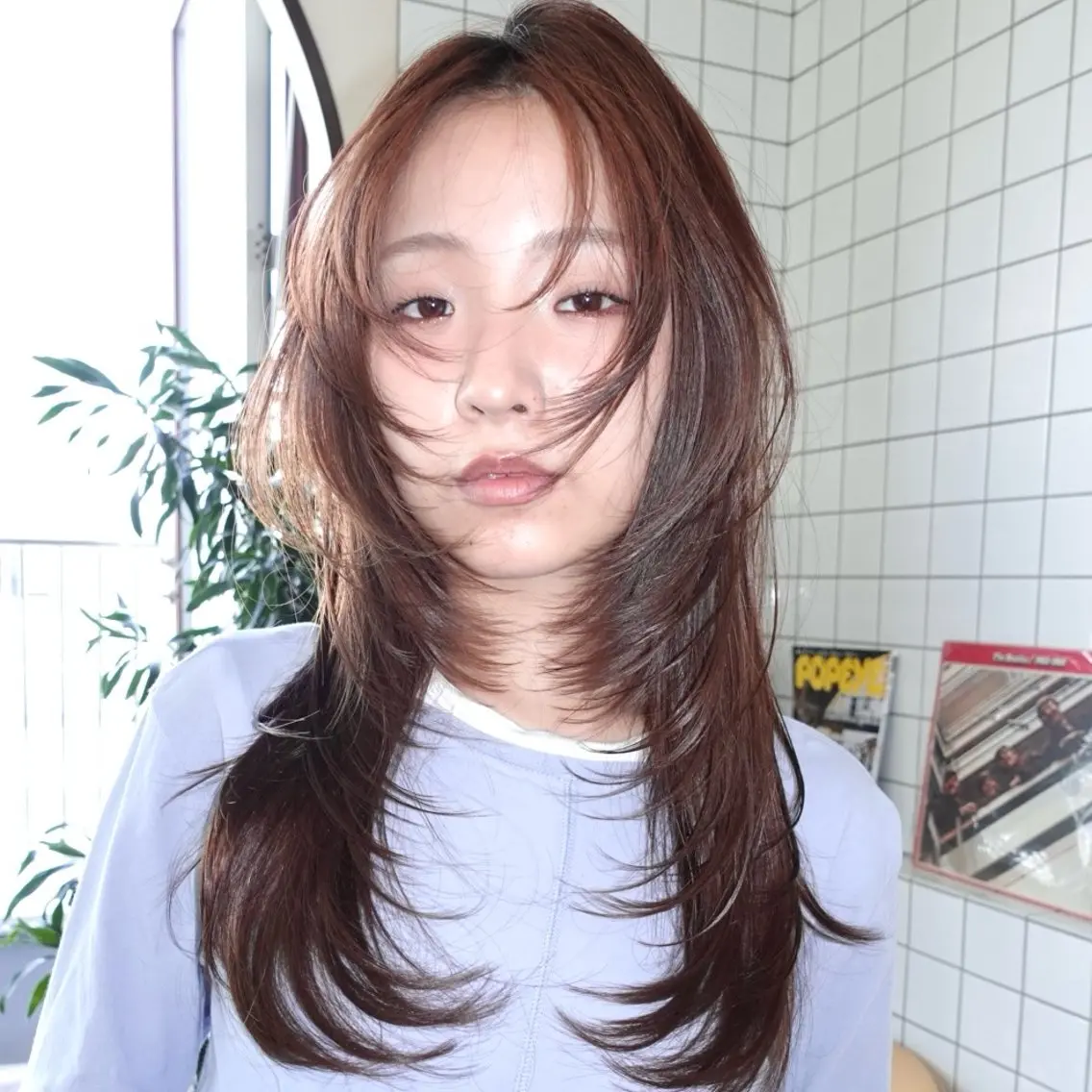 セミロング カラー 黒髪 ブラウンカラー 透明感カラー 顔周りカット ハッシュカット カット トリートメント momo もものヘアスタイル