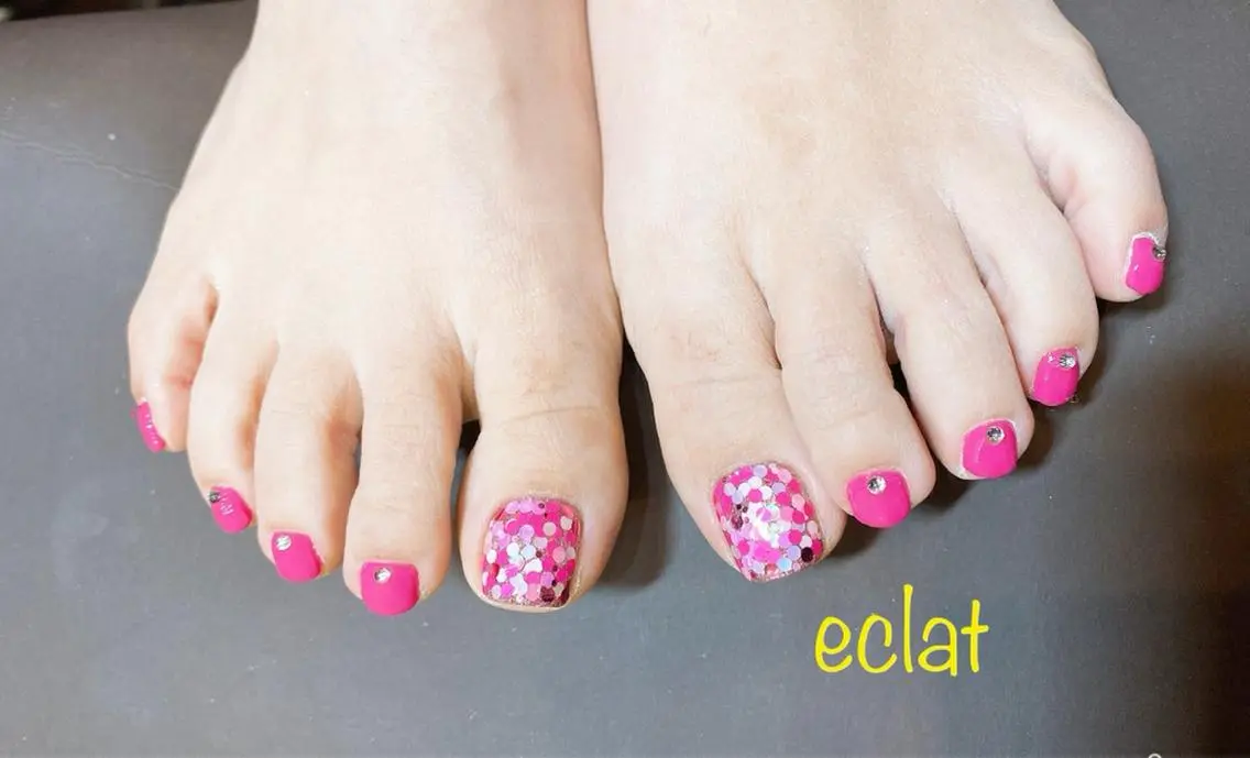 ネイル フットネイル センター南 eclatのネイルデザイン