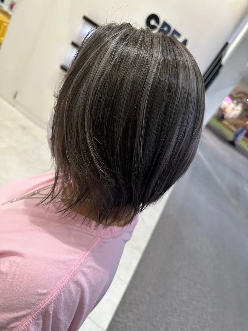 ミディアム ハイライト 岸 保奈美のヘアスタイル