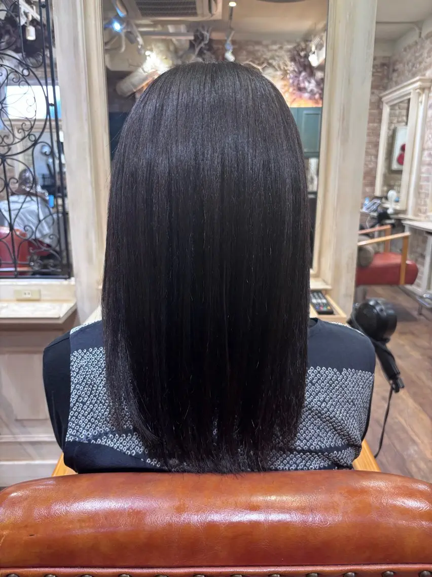 セミロング カット ヘアカラー 田尾 凌雅のヘアスタイル